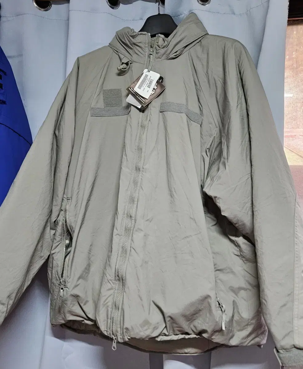 US Army Primaloft Level 7 Parka New XL Regular