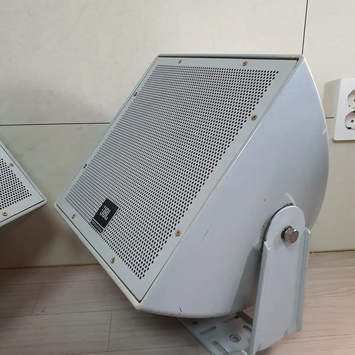 JBL AWC82 스피커 1조