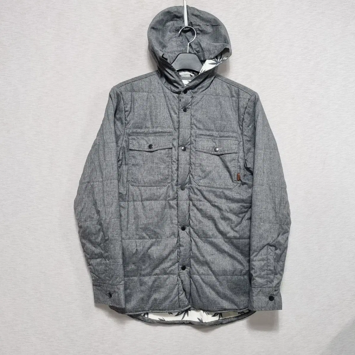 Vahn's Quilted hooded jacket M95-SL100-120