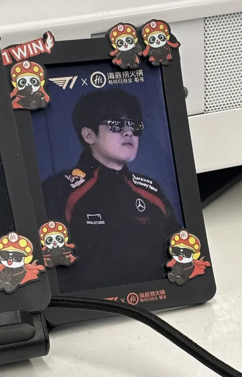 Hidirao Zeus Photo Card + Holder