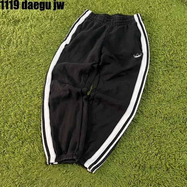 L ADIDAS PANTS 아디다스 바지