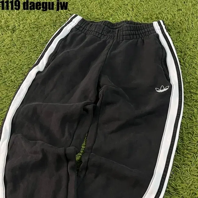 L ADIDAS PANTS 아디다스 바지