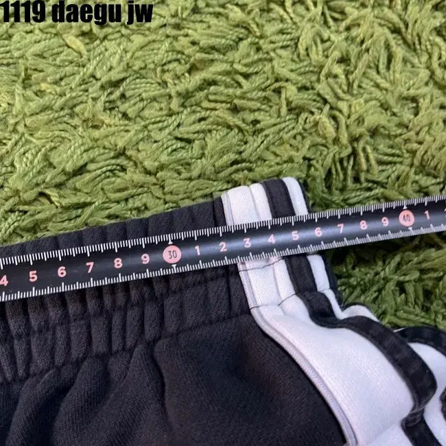 L ADIDAS PANTS 아디다스 바지