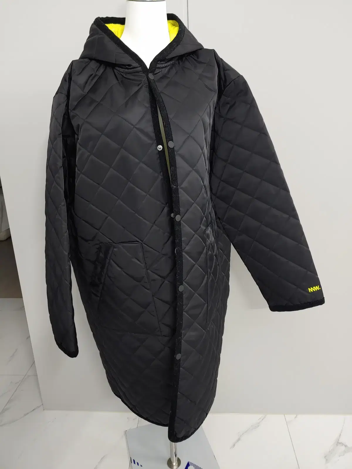 Now and Tomorrow Hooded Long Quilted Jacket