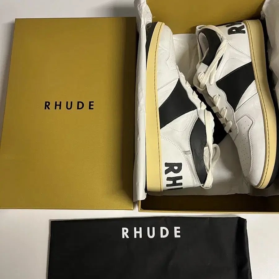 Rhude 루드 로우 스니커즈 블랙/화이트 새상품