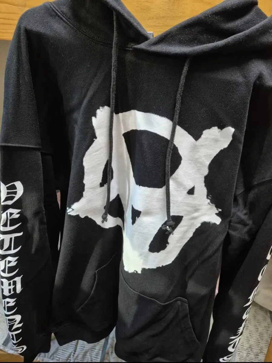 Vetements Anarchy Hoodie M