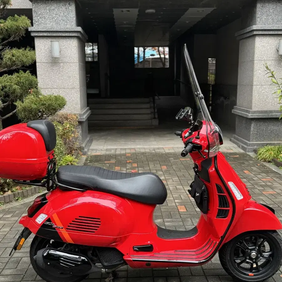 베스파 gts125 24년식 급매