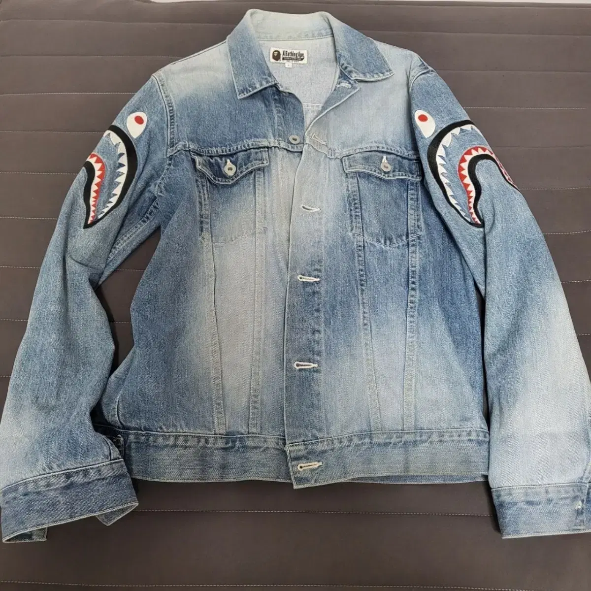 Vape Shark Jeans Jacket L Light Blue