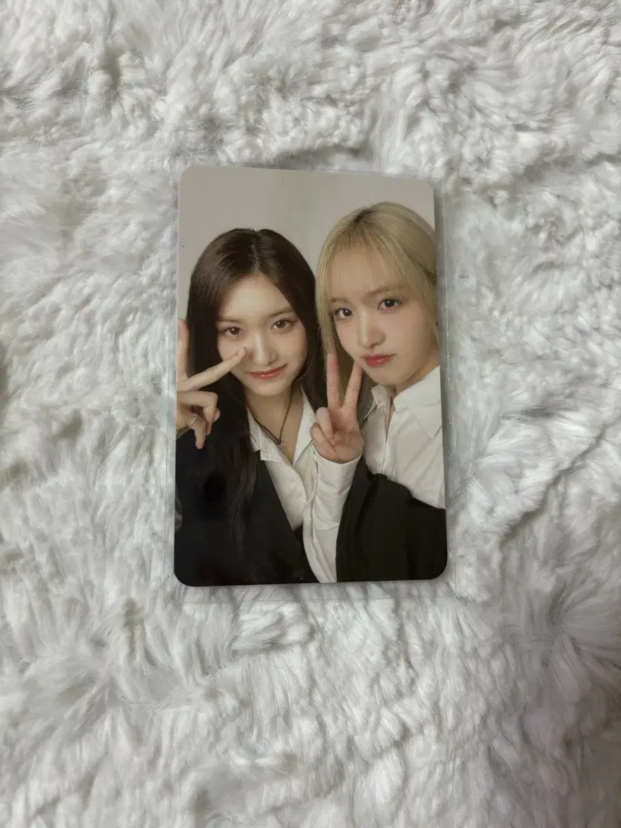 ive leeseo worldtour photocardpack