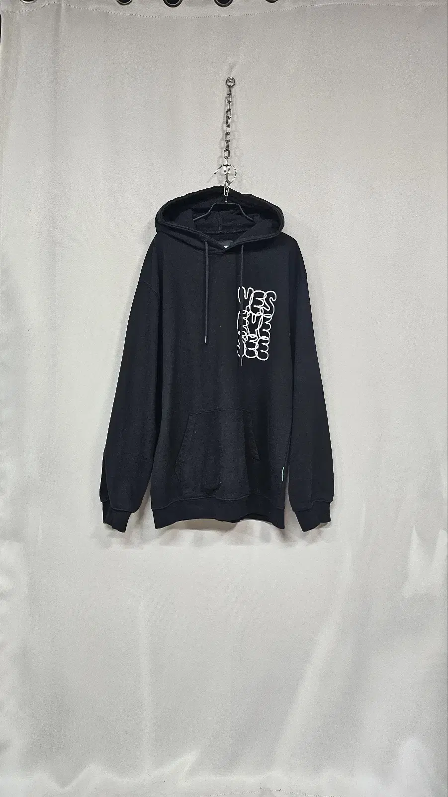 Yetsuishi Zuri Hoodie (Black)