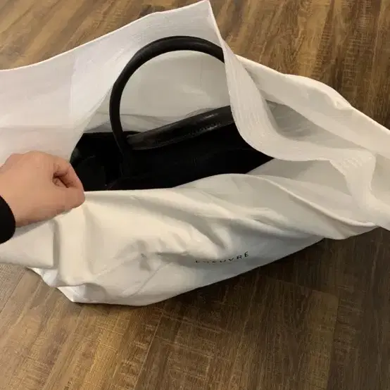 루에브르 가방 Ample Tote Large (딱한 들어보기만함)