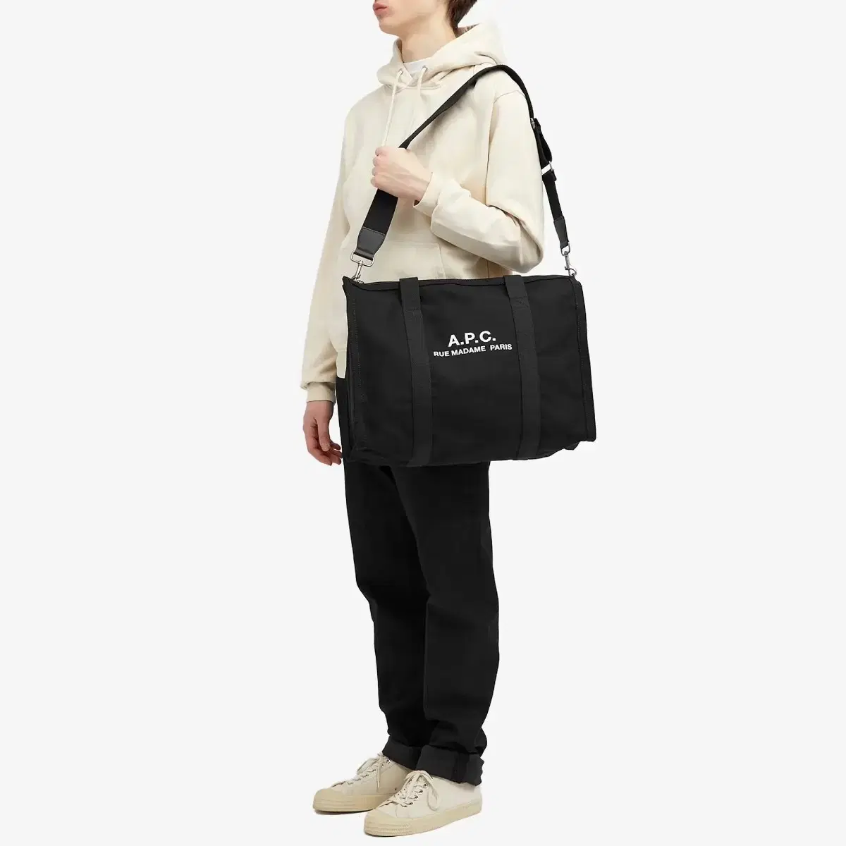 (새상품)APC 아페쎄 정품 리쿠퍼레이션 토트백/숄더백 Gym Bag