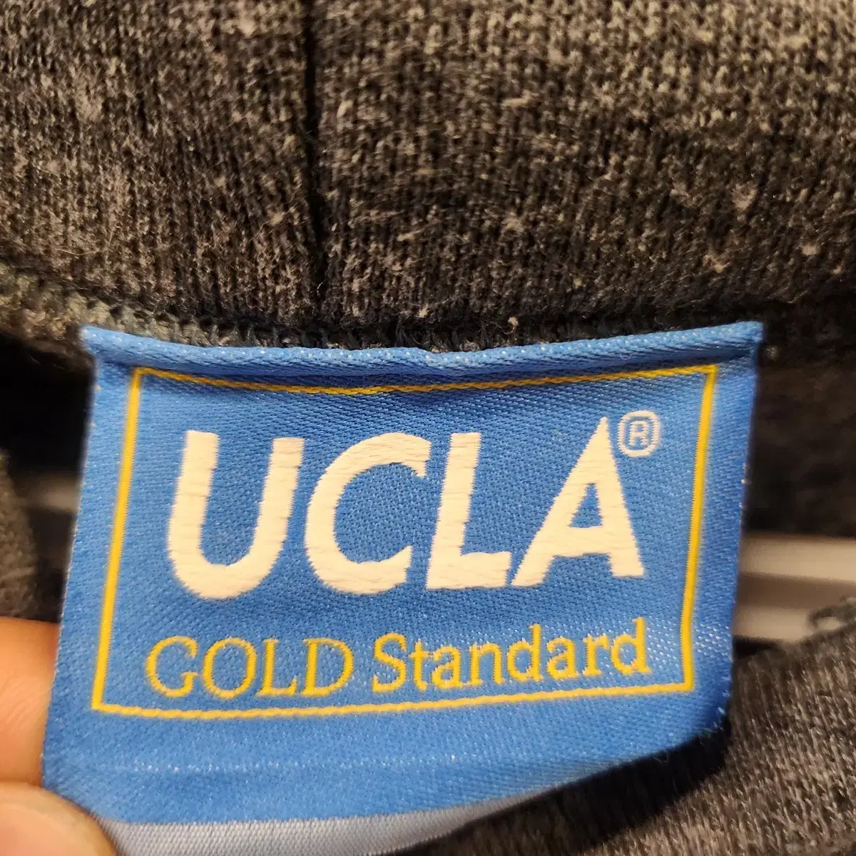 UCLA 후드티