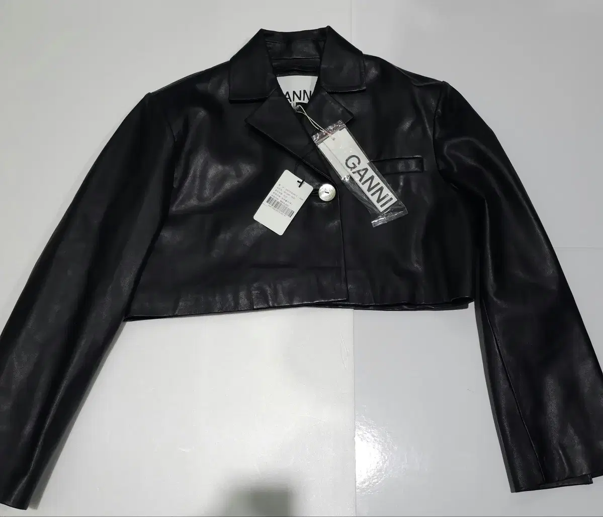 GANNI Crop leather jacket