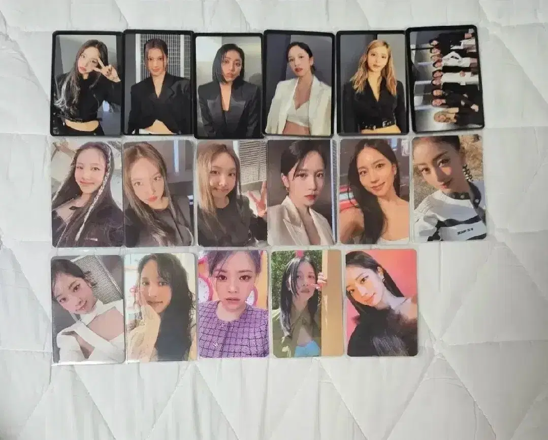 Twice photocard bulk sell nayeon jihyo mina sana momo tzuyu chaeyoung dahyun Jeongyeon