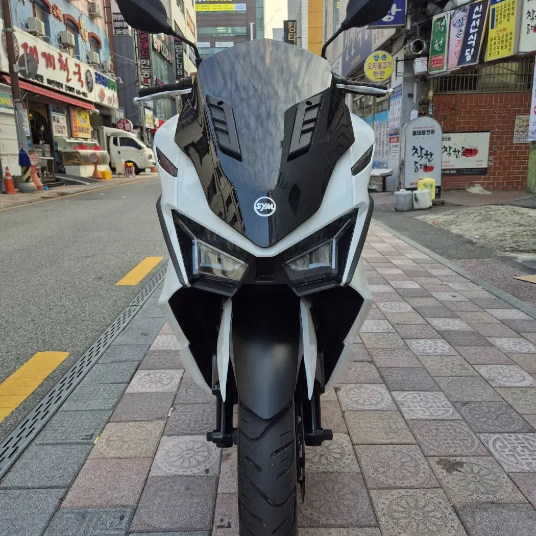 부산 센터판 A급 SYM VSX125 판매합니다.