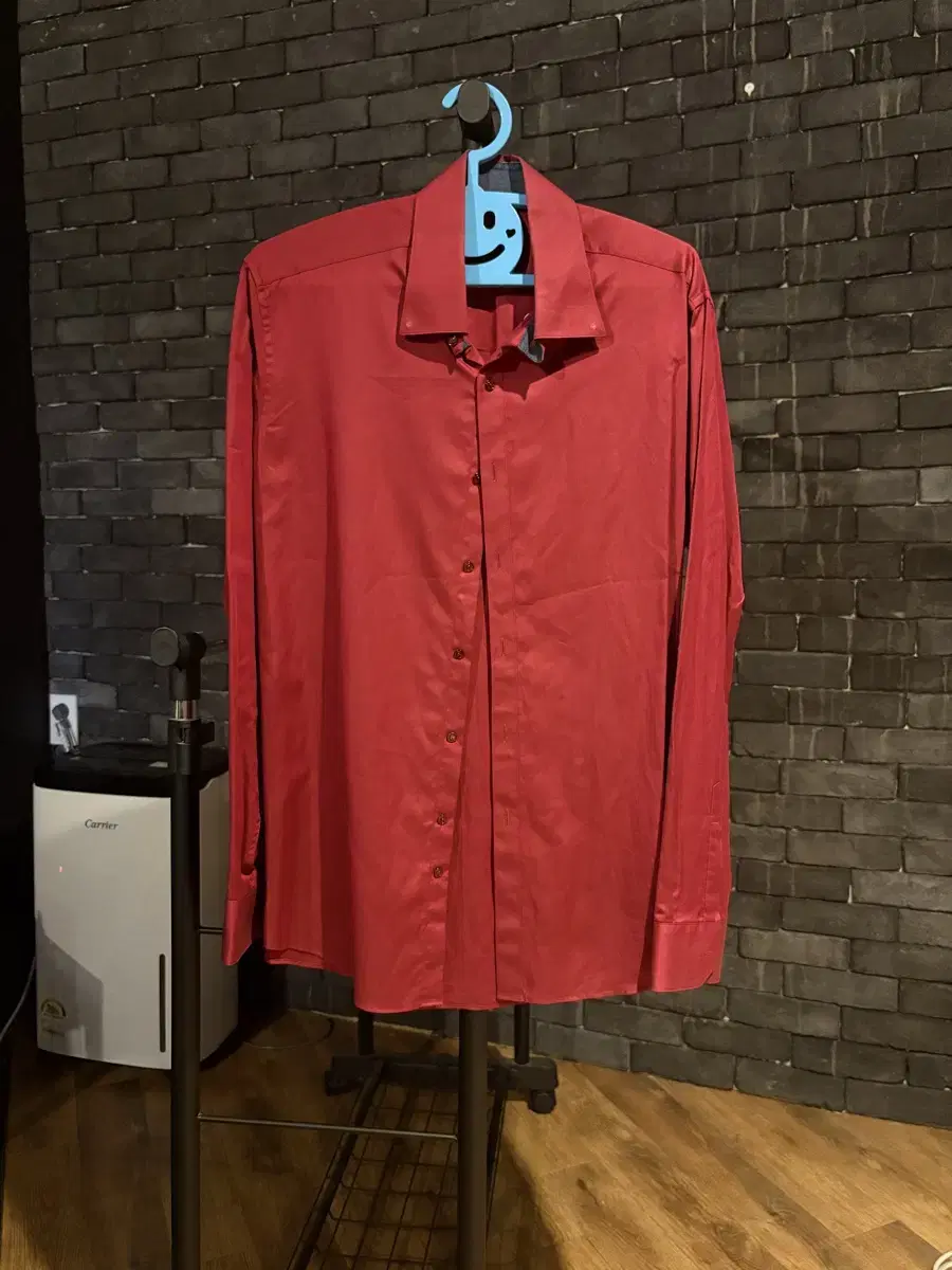 LOUIS COUTURE men's wine colored shirt sell(105)