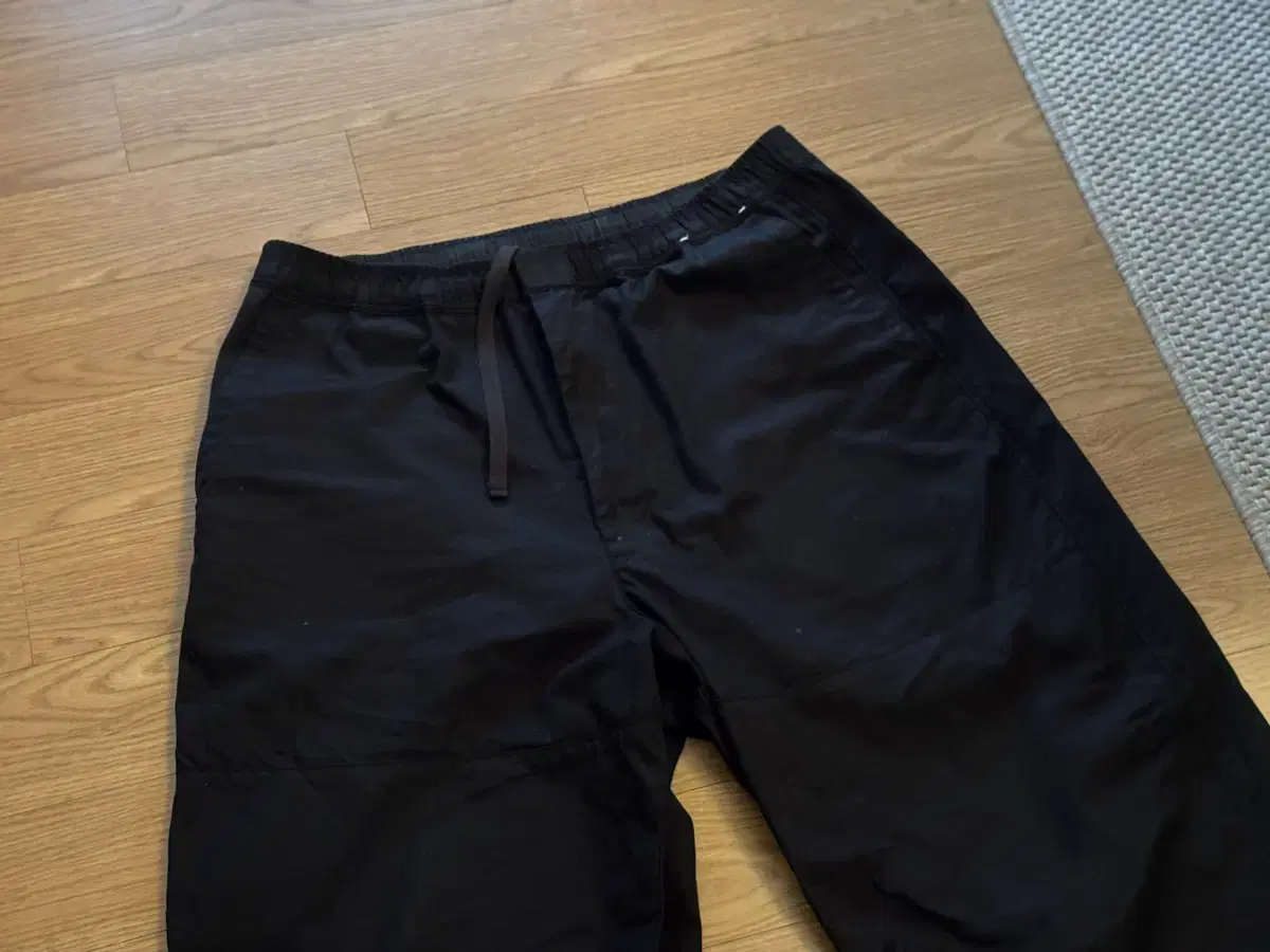 Uniqlo u Jogger Pants(size L)