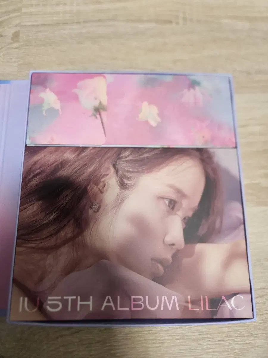 IU Lilac Album