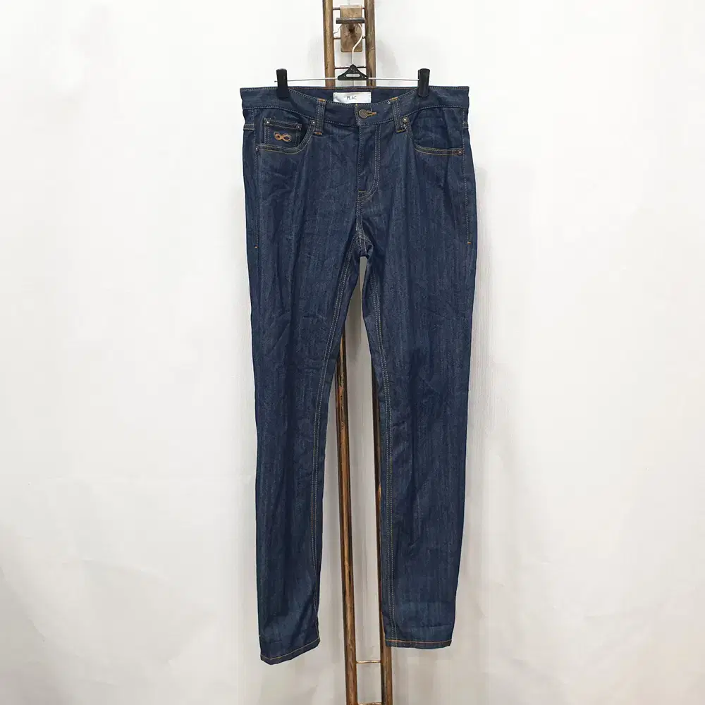 (KK65919)Flack Berylene Slim Straight Raw Edge Denim 32