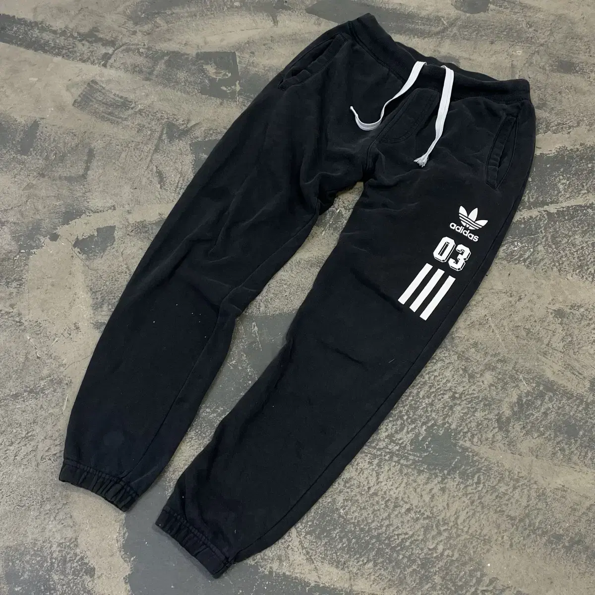 Adidas jogger pants in size 105 are selling out fast!