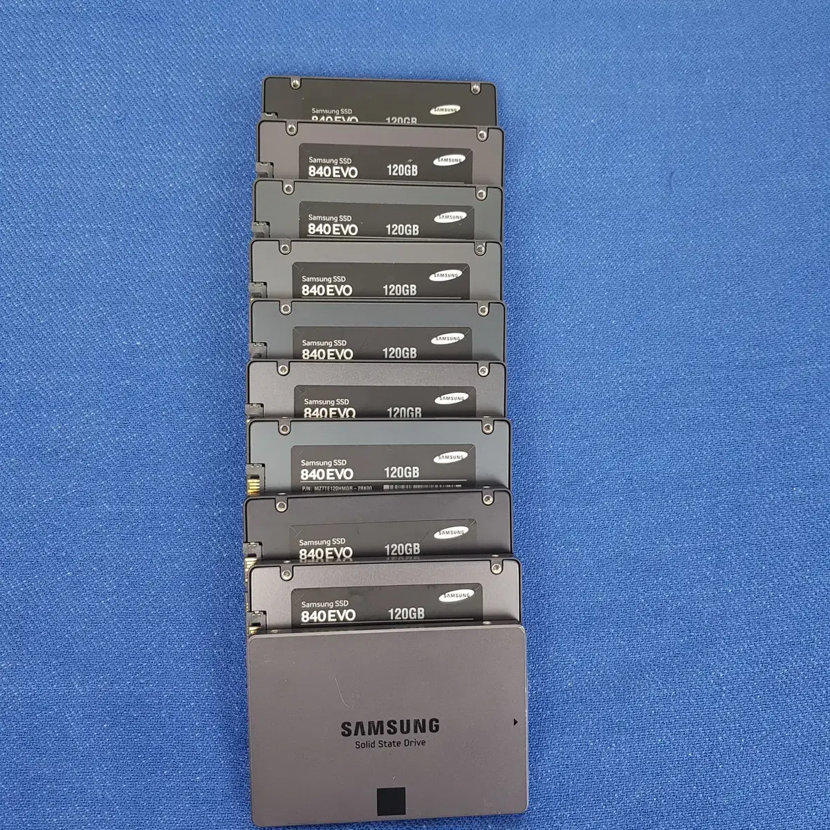 삼성 SSD 120GB 랜덤발송 검수 완료