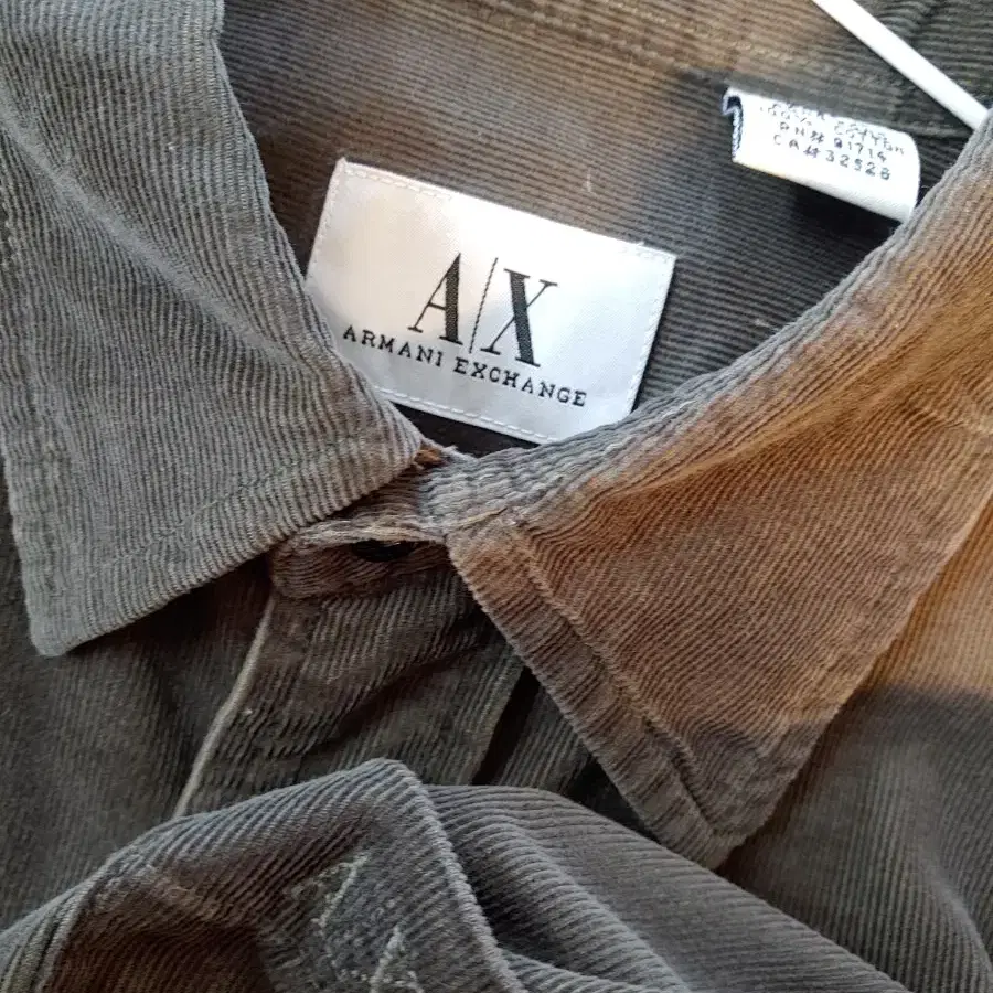 ARMANI EXCHANGE A/X  골덴셔츠  105