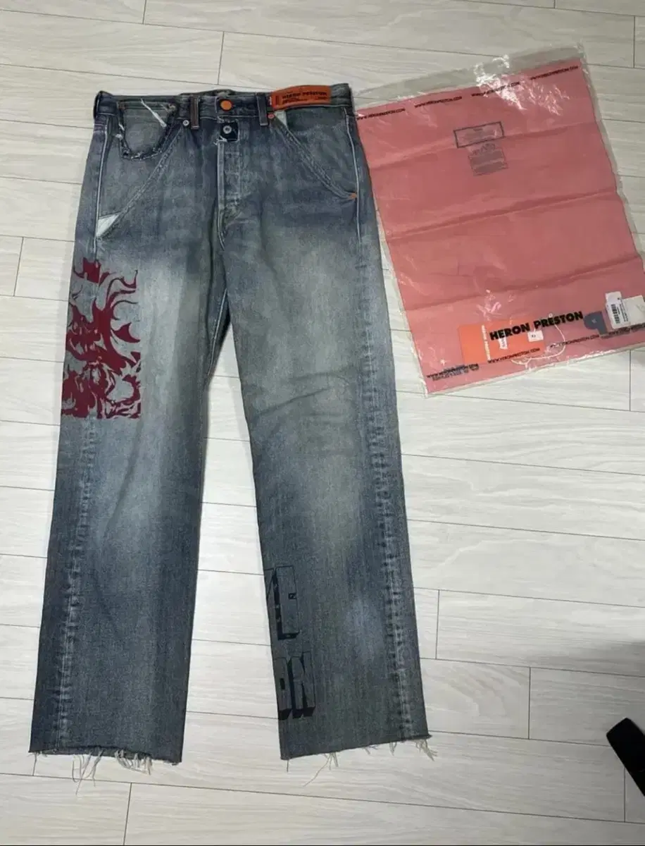 [32]Heron Preston Levi's Denim