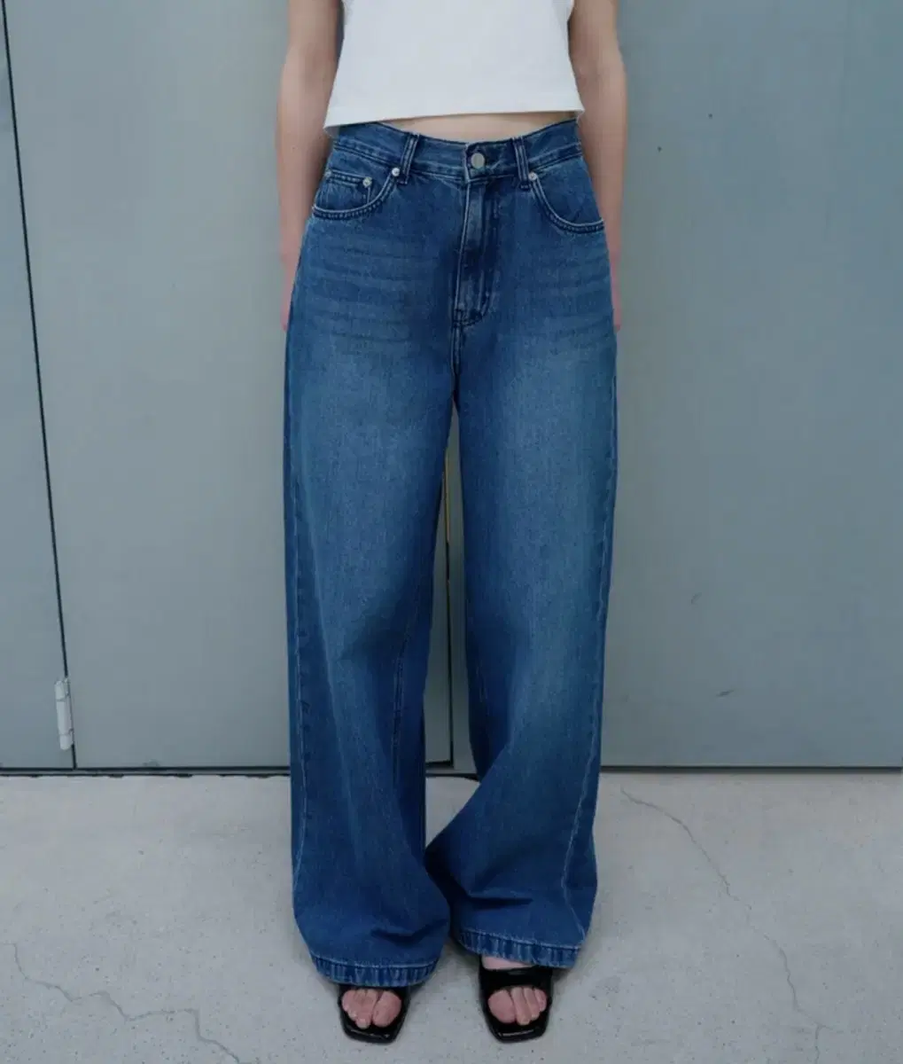 [버뮬라] MAXI DENIM PANTS (DEEP BLUE)