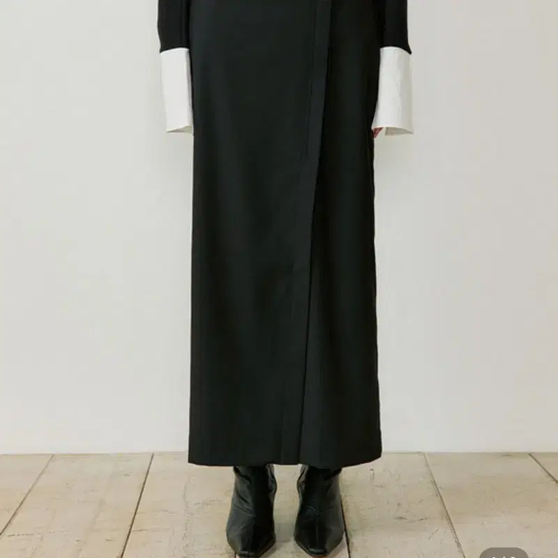 루시르주 Wrap Maxi Skirt (black)