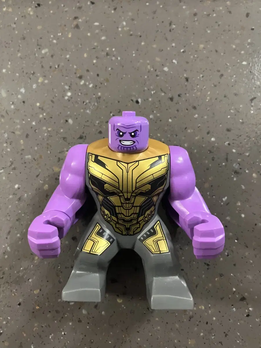 LEGO Marvel Thanos (76266 product)