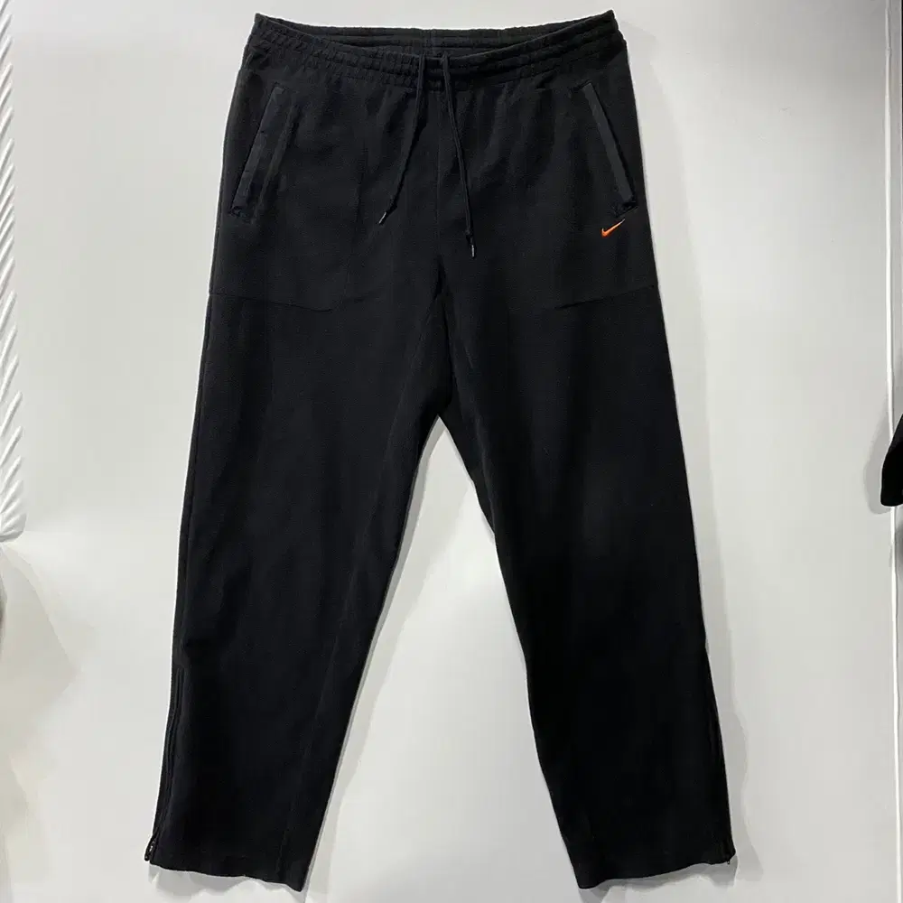 Nike Red Swoosh Oversized Fleece Pants 90 24112017