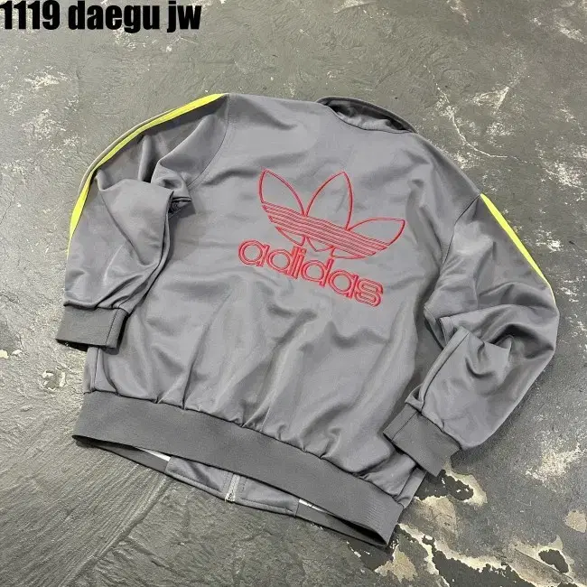 100-105 ADIDAS ZIPUP 아디다스 집업