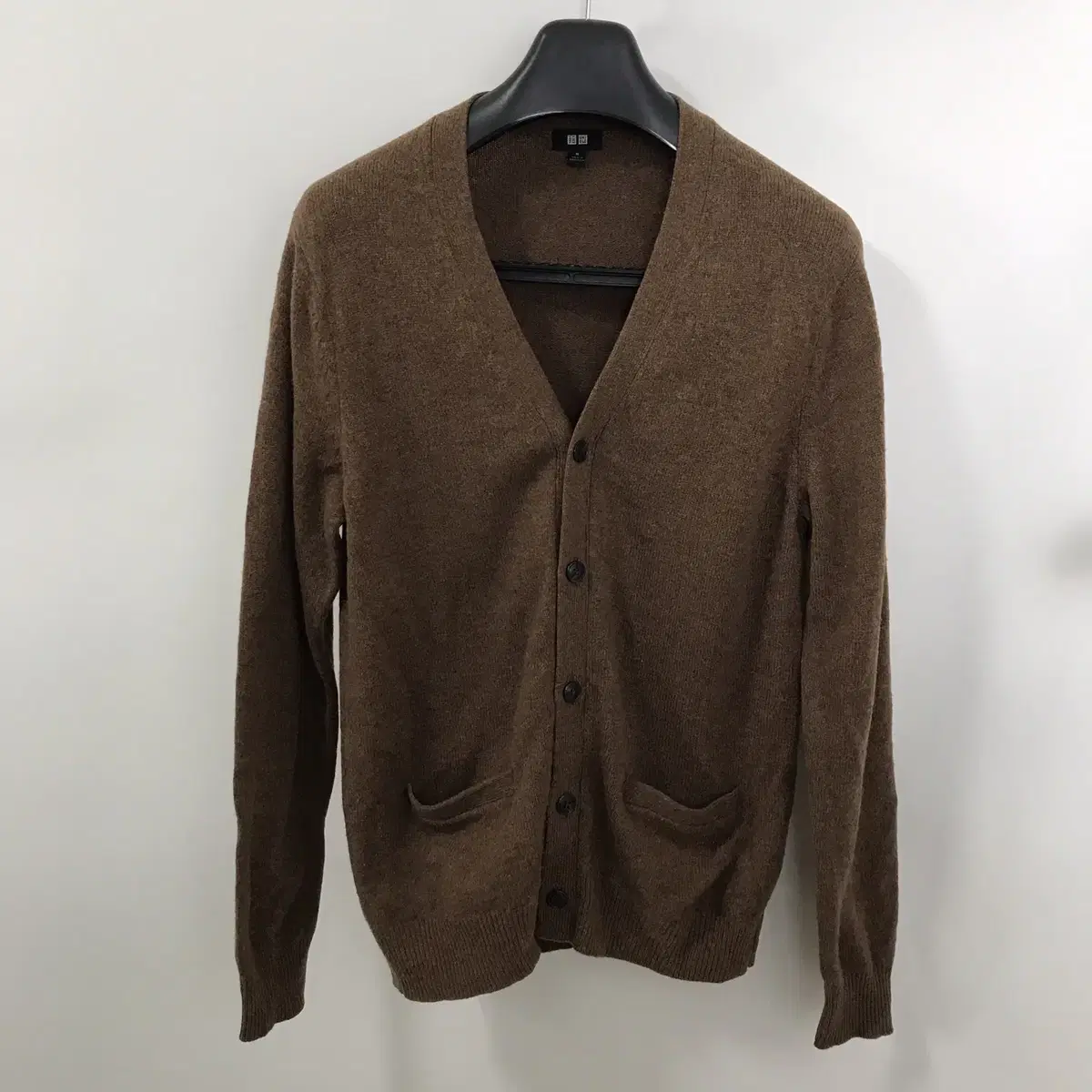 Uniqlo Premium 100% Lambswool Cardigan [M]