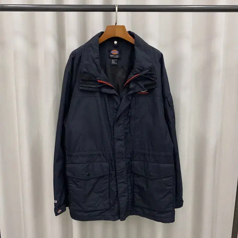 Dickies Logo Windrunner Windbreaker Jacket 105 S04590