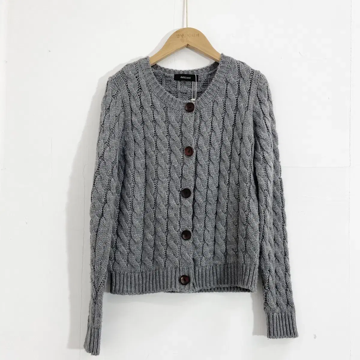 Deliccent 니트 가디건 Size S Knit Cardigan