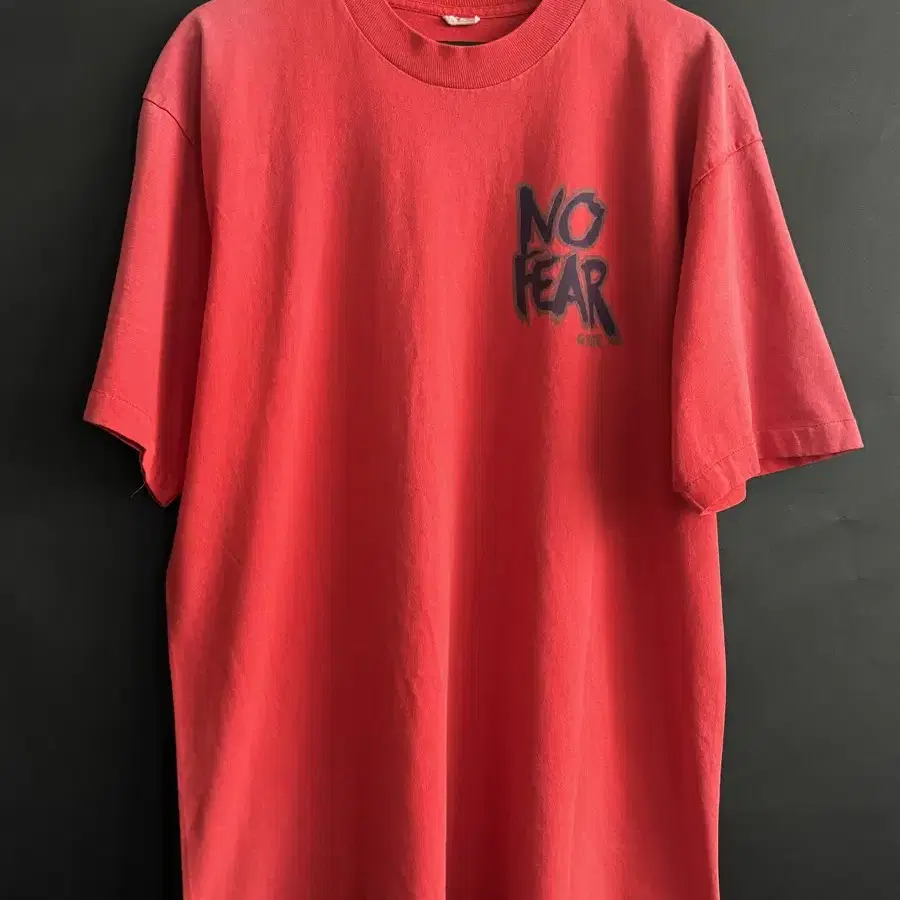 빈티지 90s NO FEAR Gear 페이딩 티셔츠