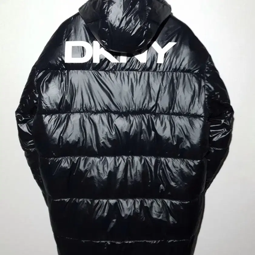 DKNY 유광 롱패딩