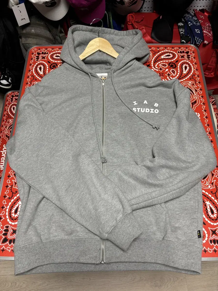 [L] iApp Studio Hooded Zip-up Gray