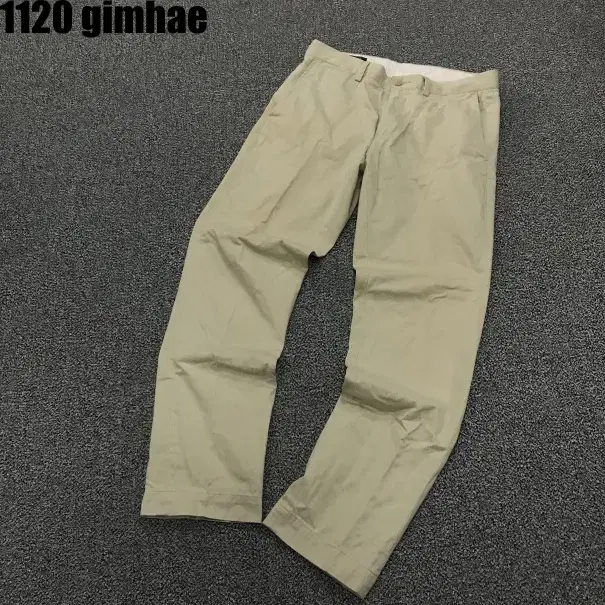 32 Polo Chino Pants