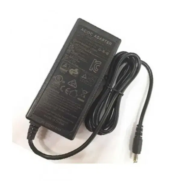 12V 7A 아답타 100-240V/내경2.5mm/외경5.5mm