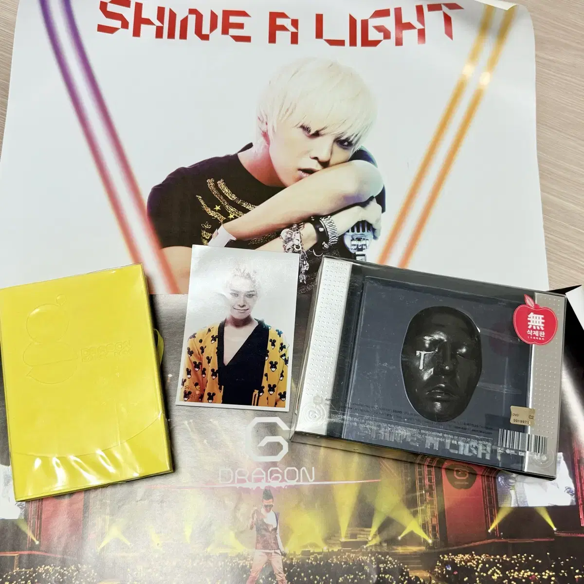 G-Dragon Shine-a-Light Concert Full Movie DVD Making photobook G-Dragon Kwon Jiyong