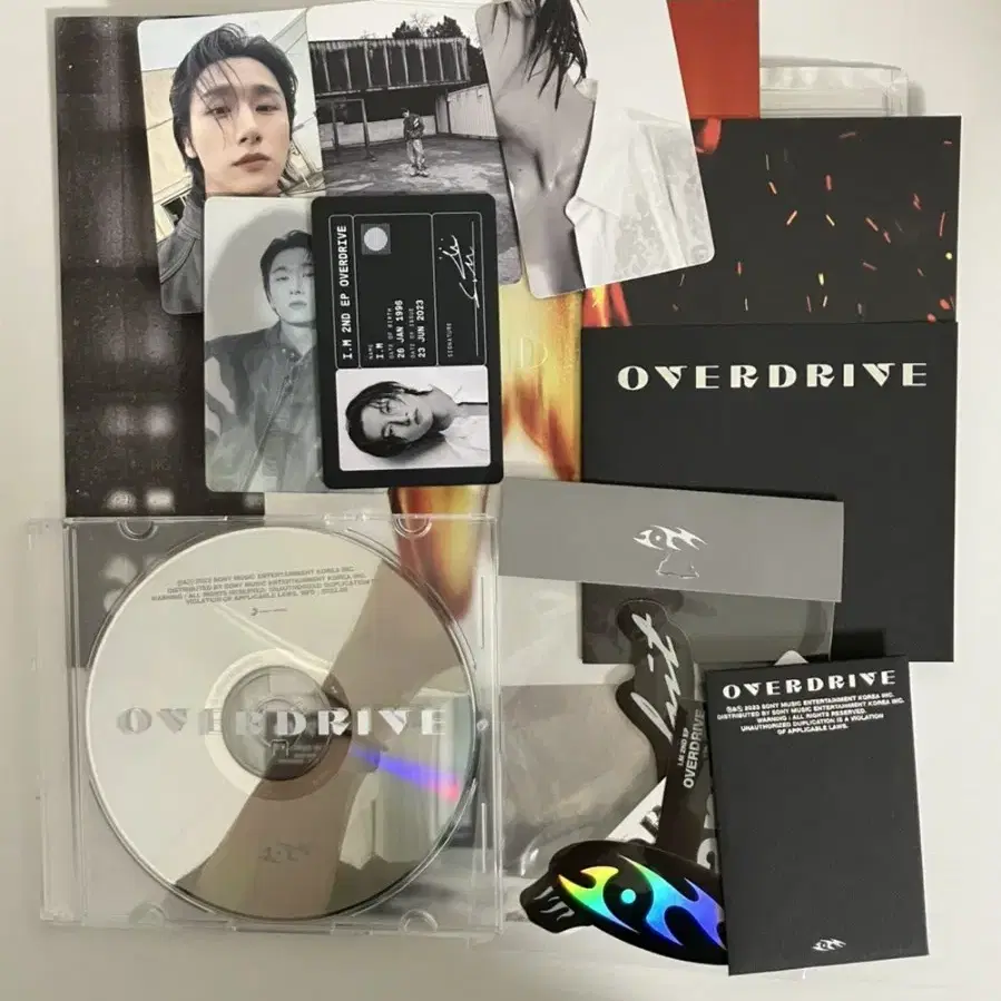 아이엠 솔로 overdrive 메탈/블루 (앨포 포함)