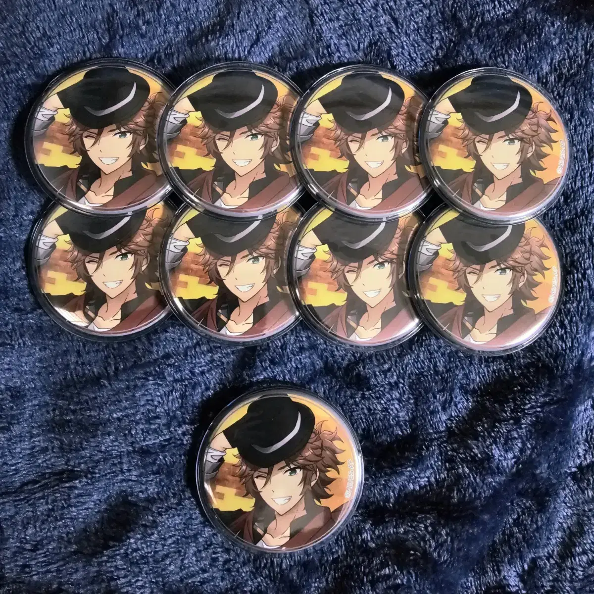 Bulk of 9 Angsta Madara Guyunitbok Can Badges