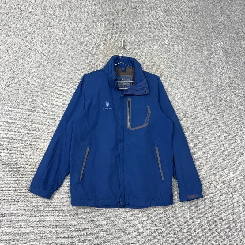 Blackyak Gore-Tex bloo Functional San Windbreaker 95