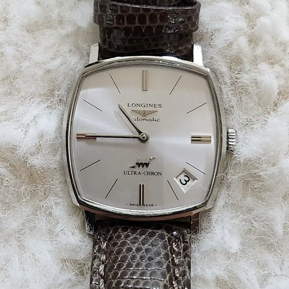 # 91 )  LONGINES  ULTRA - CHRON  AUTO