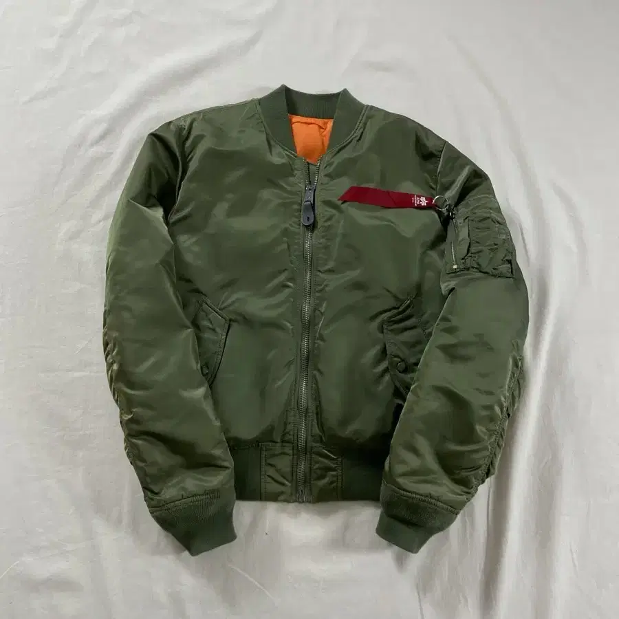 Alpha Industries 알파인더스트리 ma-1 마윈 자켓