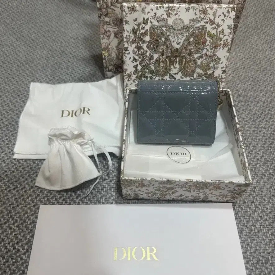 Lady Dior Lotus 지갑/레이디 디올 로투스 지갑