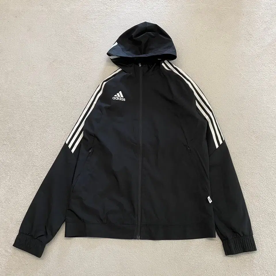 adidas Men's Windbreaker Windproof 95