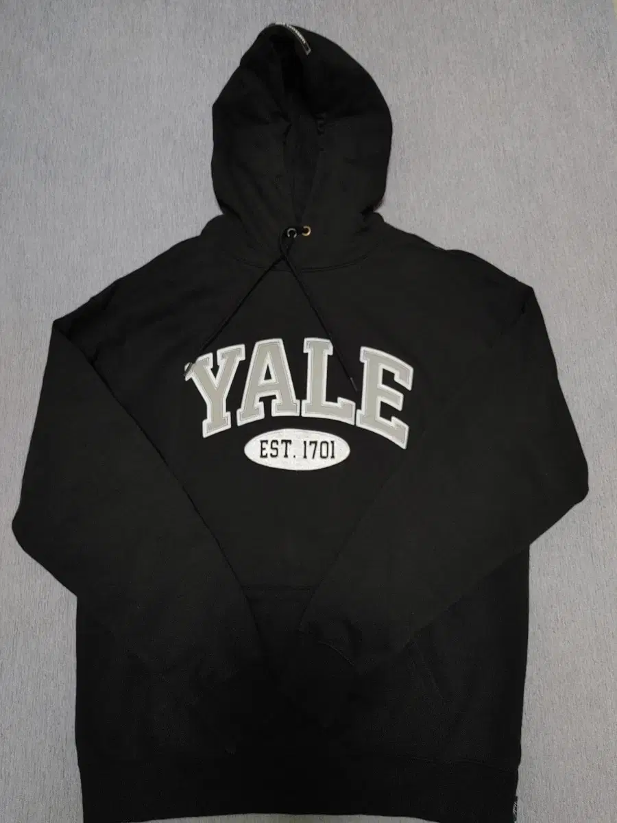 I'm selling a size XL Yale hoodie.